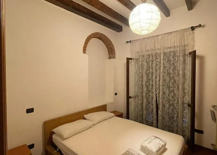 Lilly House شقة